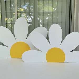 Daisy large cutout/ Daisy table decoration/ Groovy large cutout/ Groovy cake topper/ Daisy topper/ Groovy party decor/ Daisy baby shower