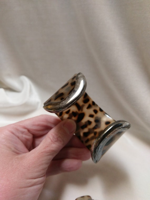 Vintage Animal Print Lucite and Silver Colored Me… - image 3