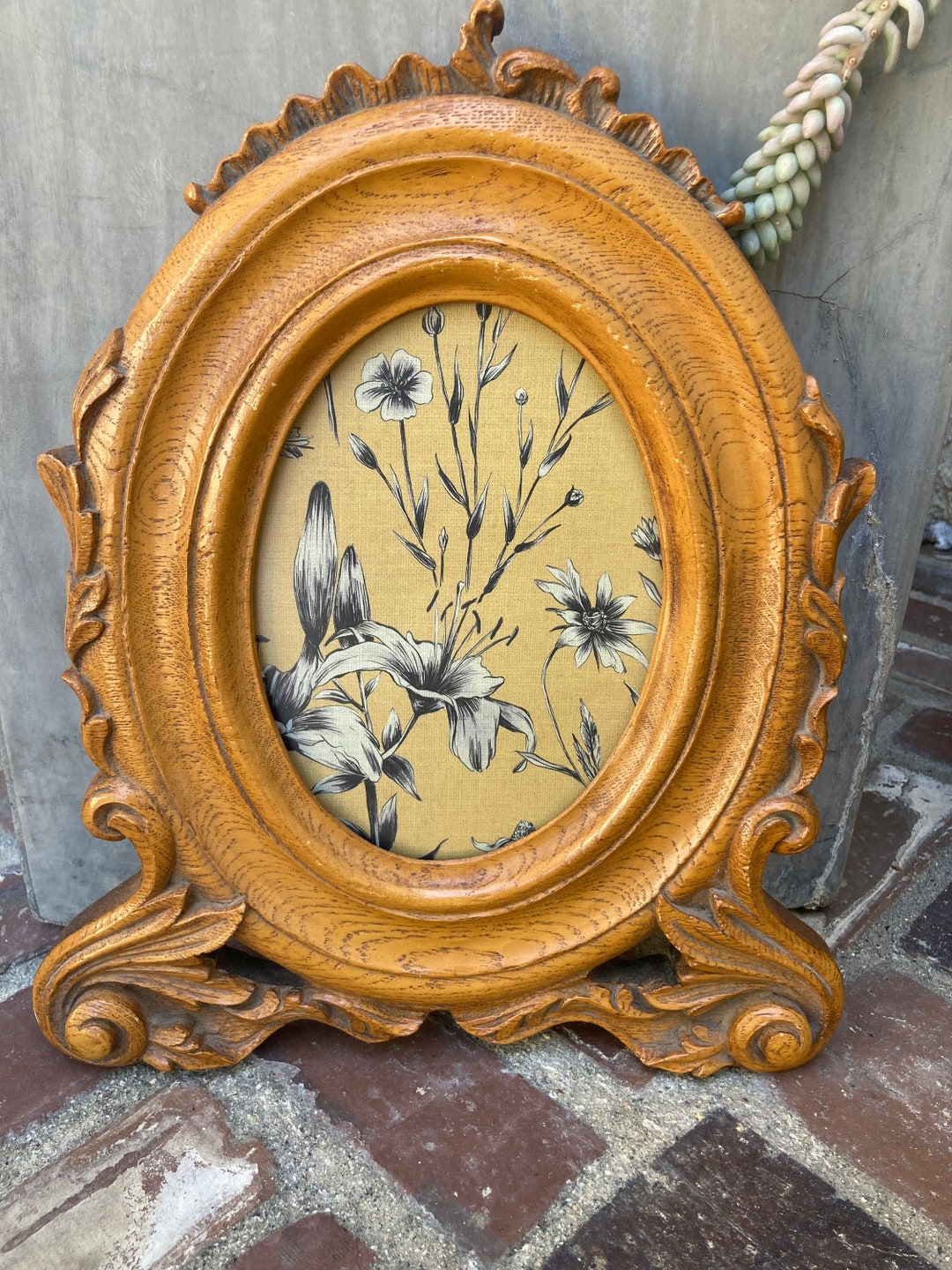 Vintage Oval Wall Frame Etsy