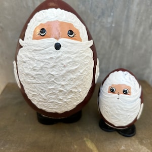 Adorable Wood Santa Egg Shaped Set