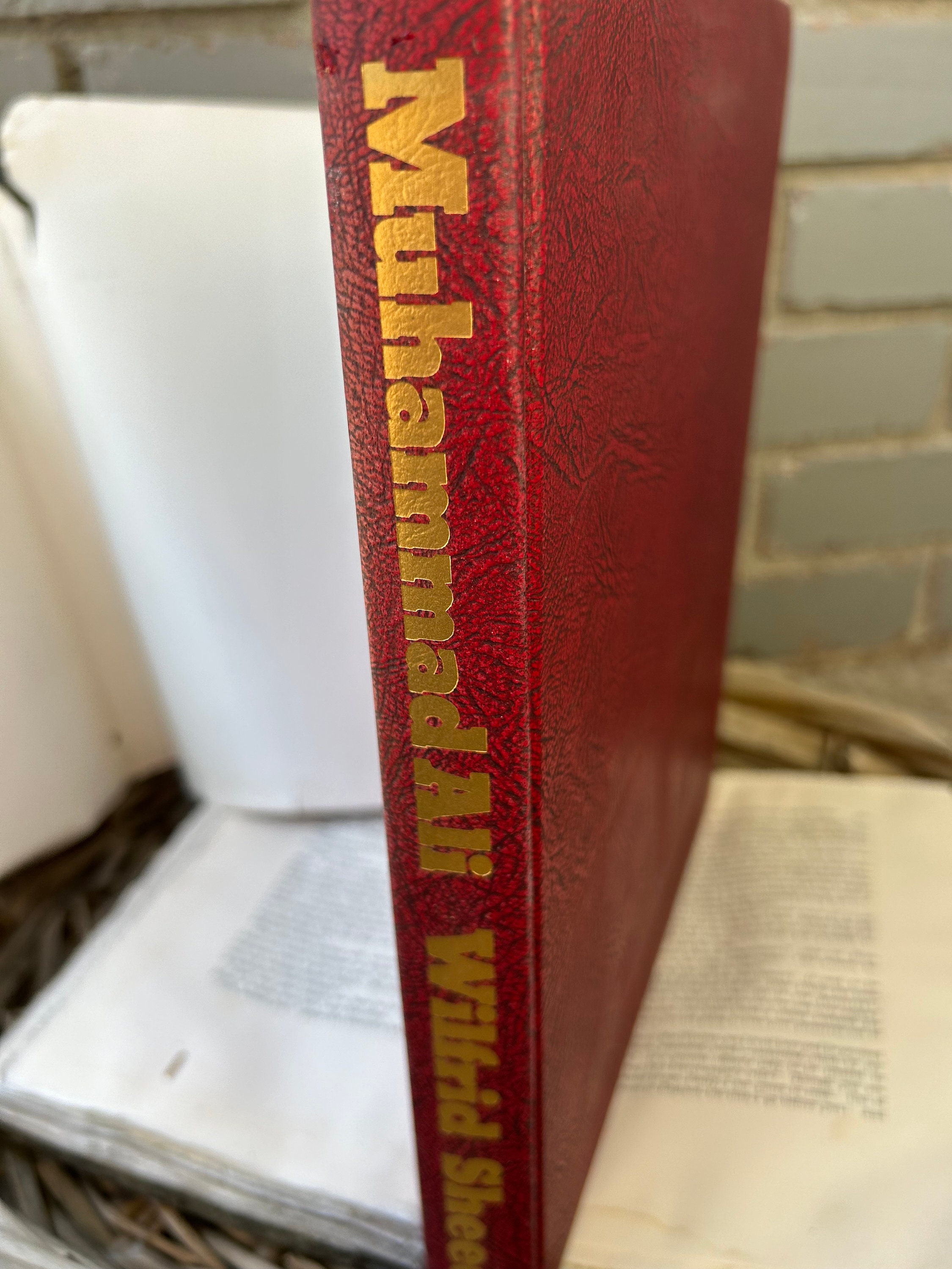 Vintage Muhammad Ali Biography 1975