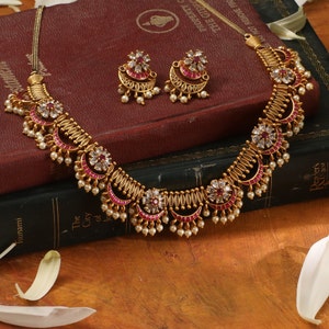 Tarinika Videni Antique Gold Plated Short Necklace & Drop Earring Indian Jewelry Set South Indian Temple Jewelry Set Gift For Her image 2