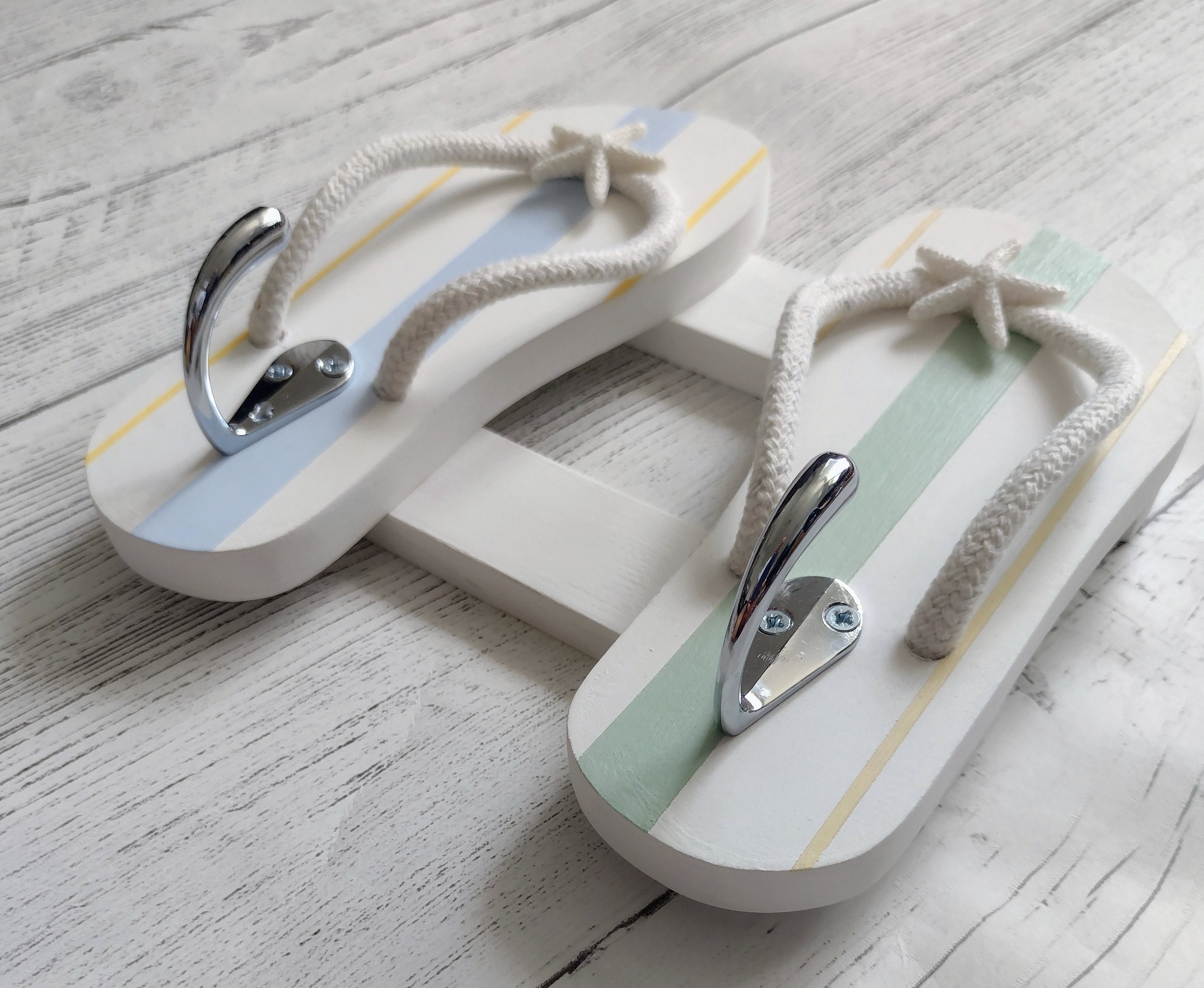 Flip flop rack outlet