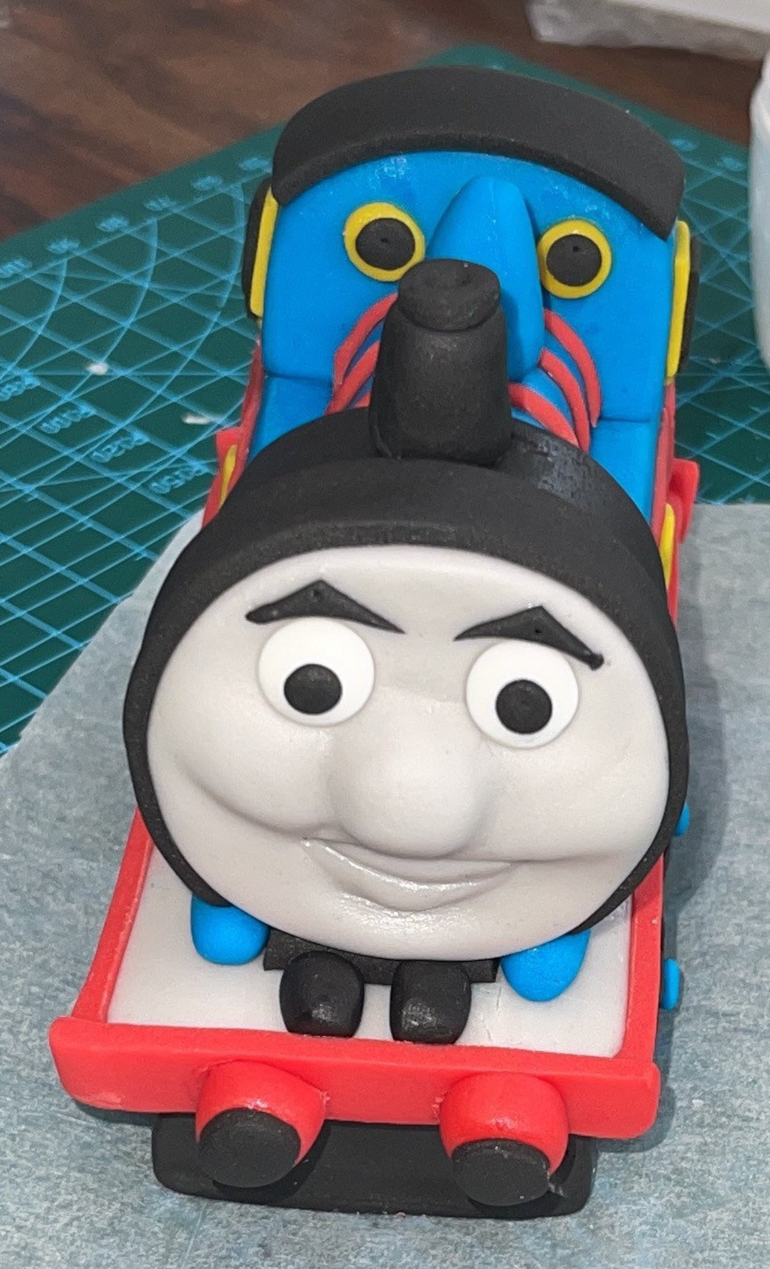 thomas-the-tank-engine-cake-topper-inspired-fondant-handmade-etsy