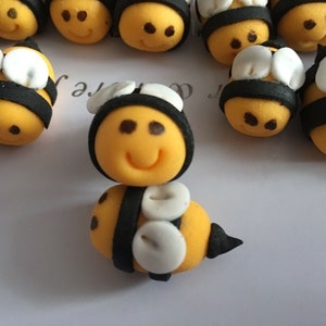 Edible Bumble Bees Fondant Sugar Paste Decoration Cake and Cupcakes Toppers