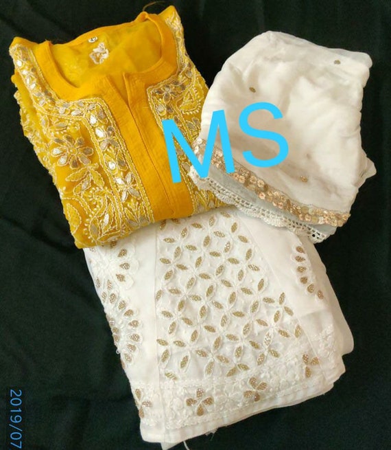chikan work kurti