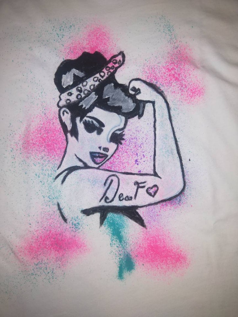 girl size 7 Deaf awareness shirt
