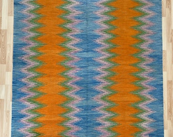 Contemporary design hand made flat woven wool kilim.