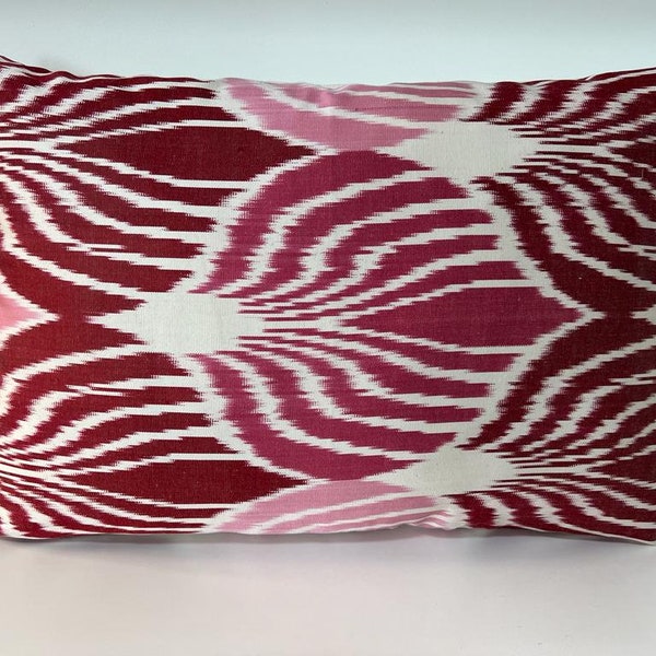 Ikat Coussin en soie Fait main (40x60cm)