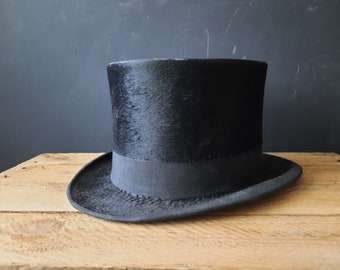Antique Top Hat in Black Beaver Fur 