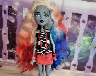 OOAK Monster High Repaint