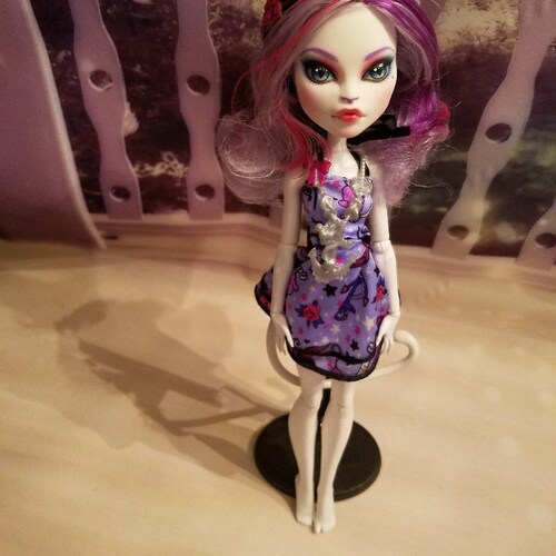 Shops Ooak repaint Monster High doll