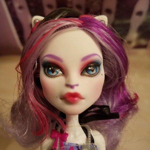 Shops Ooak repaint Monster High doll