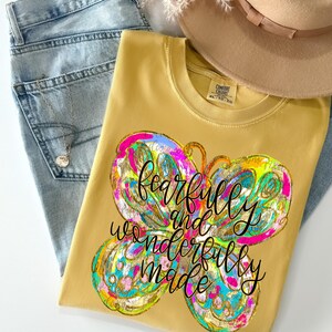 Fürchterlich und wunderbar gemachter Schmetterlingsglaube PNG Religiöser christlicher Gott Design Er ist auferstandener Sublimationsdesign-Schmetterling gemaltes Acryl