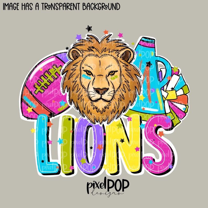 Puede incluir: Un dise&ntilde;o gr&aacute;fico colorido con la palabra "LIONS" en una fuente audaz y juguetona. El dise&ntilde;o incluye la cabeza de un le&oacute;n, un bal&oacute;n de f&uacute;tbol, un meg&aacute;fono y un pomp&oacute;n de animadora. El fondo es gris claro con estrellas dispersas.
