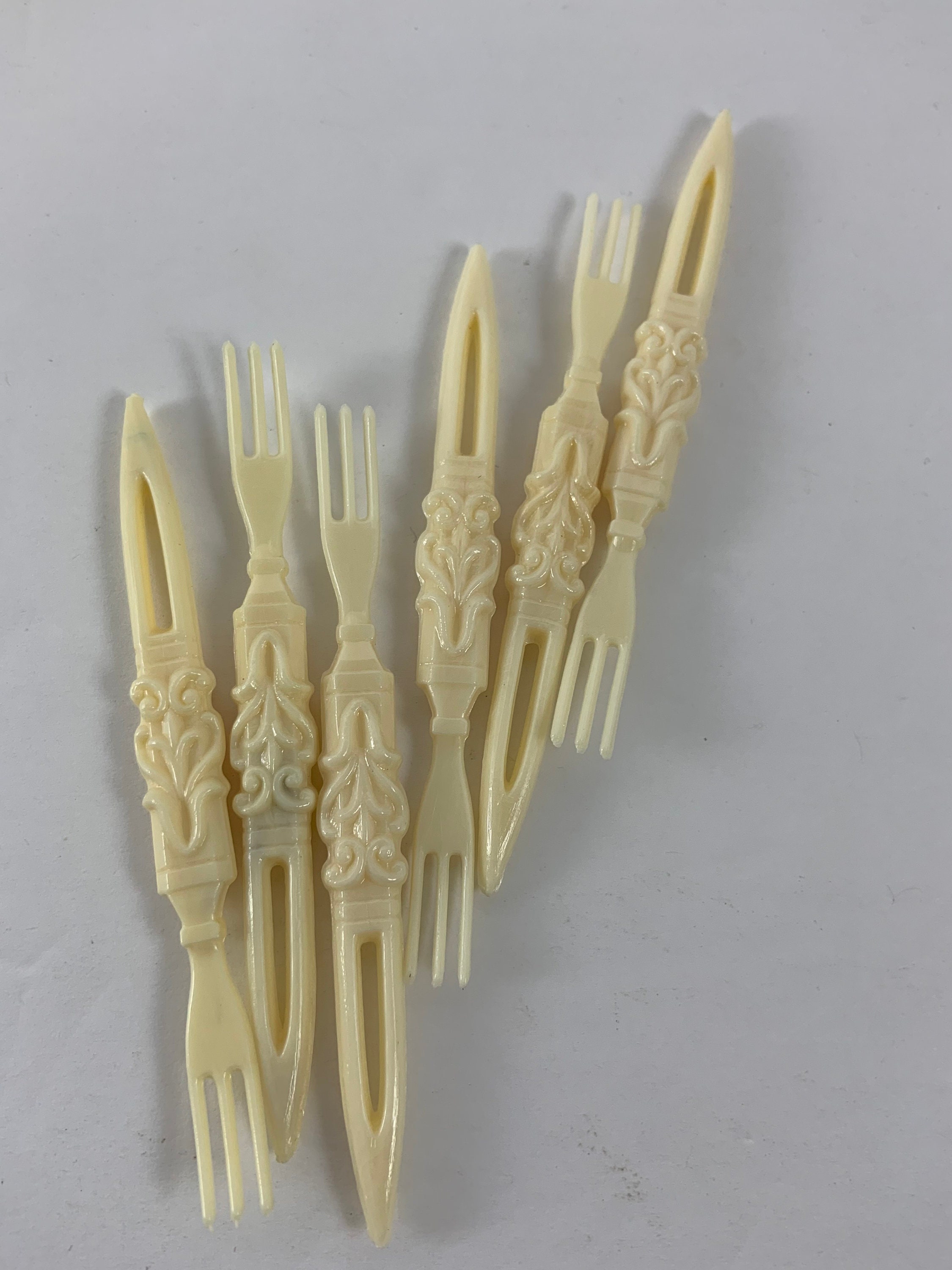 Vintage Faux Ivory Toothpick Holder Flower Plastic Appetizer - Etsy