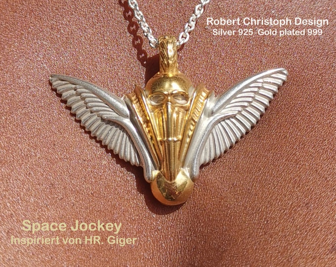 SPACE Jockey 2 Necklace pendant silver 925 inspired by the master HR. Giger. 52mm