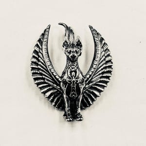 Bastet_Cat Goddess Egyptian Goddess 32 x 38 x 14 mm