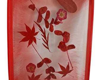 Hand made resin tray, made with food grade resin. For trinkets, food, sweets ect