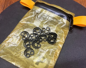 Mini zip wallet with option of cordlocks