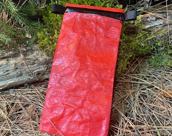 Zipper stake bag made from Challenge sailcloth’s Ultra TenX