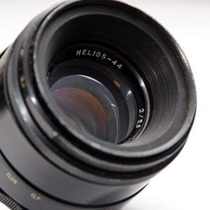 HELIOS 44 2/58 Vintage Lens - Rare 13 Blades - M42 Mount - Professionally Serviced