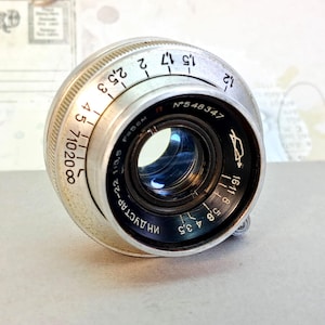 Vintage INDUSTAR-22 1:3.5 F=5cm Lens - Exquisite Collector&#39;s Piece from the 1950s