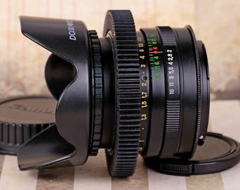 Vintage KMZ Helios-44M 58mm f/2 M42 Objektiv mit Canon EF Adapter – Klassisches Bokeh mit Wirbeleffekt