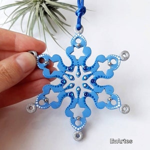 Hand Painted Wooden Snowflake Star Christmas Tree Ornament for Winter Decoration