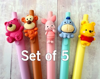 Disney Winnie Pooh Pens Set de 5 bolígrafos Winnie Pooh Tigger Piglet Eeyore Bear Regalo Amigos Retráctil Carácter Autógrafo DCL Fish Extender