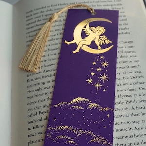 Cherub Easy Dreamer gold foil bookmark with tassel