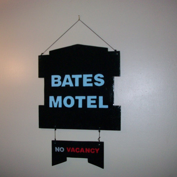 Bates motel sign