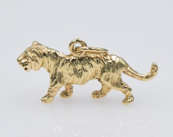 Solid 9ct Gold Tiger Charm Pendant