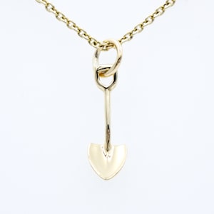 Ciondolo con ciondolo a forma di pala in oro massiccio 9 carati