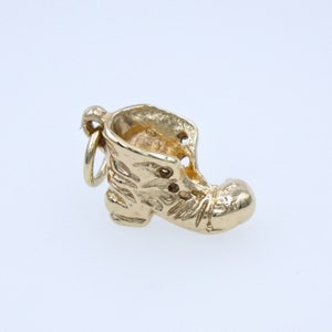 Solid 9ct Gold Old Boot Charm Pendant