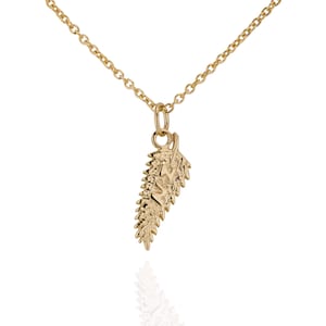 Solid 9ct Gold New Zealand Fern Charm Pendant