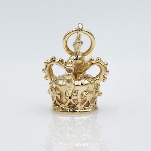 Solid 9ct Gold Crown Charm Pendant