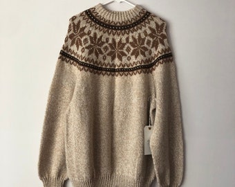 Vintage Hand Knit Oversized Fair Isle Snowflake Christmas Sweater Pullover Cream Tan Crew Neck Holiday Winter XL