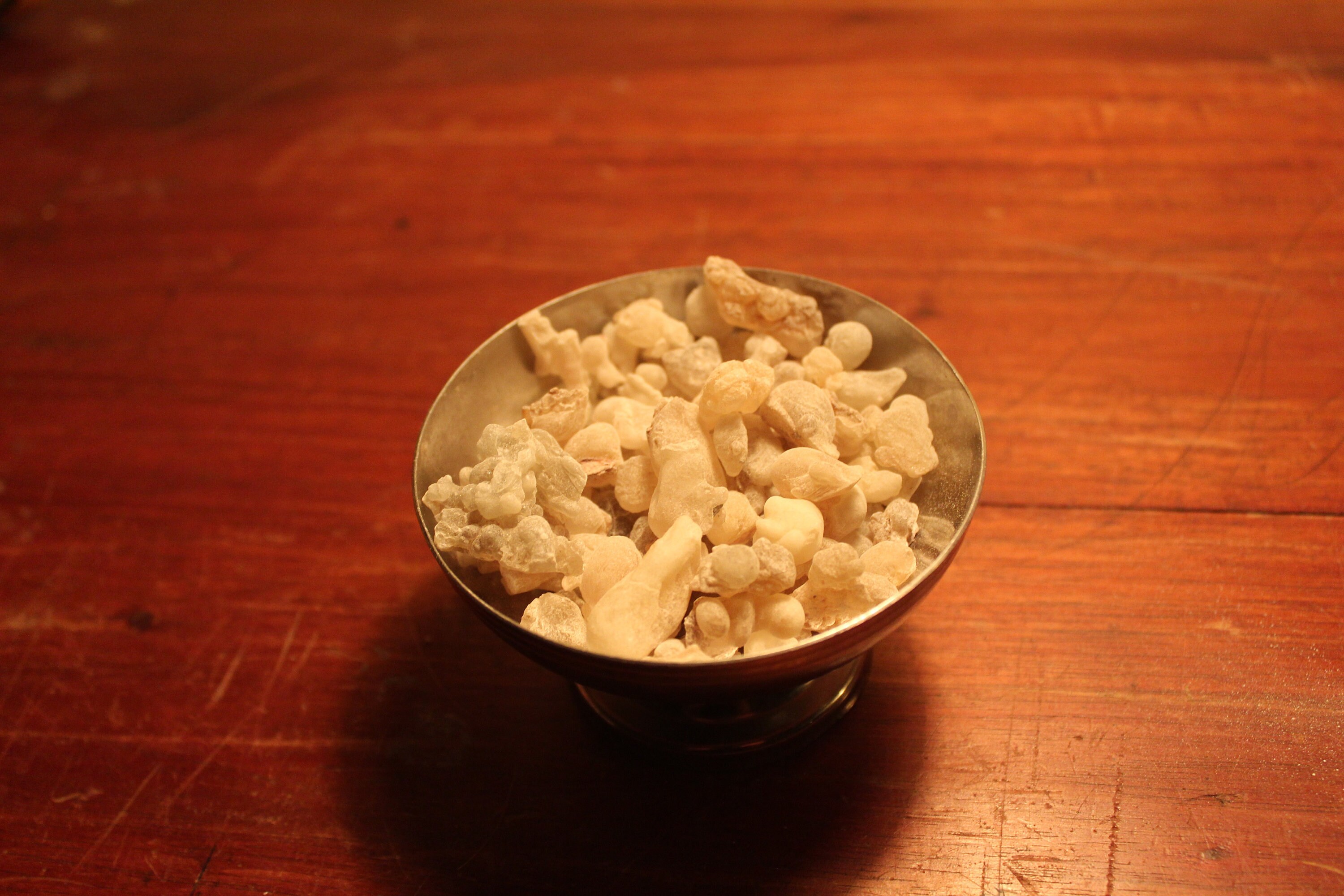 Encens en Grains. Hojari Vert Résine - Boswellia Sacra Sauvage Origine Oman