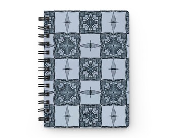 Spiralgebundenes Notizbuch