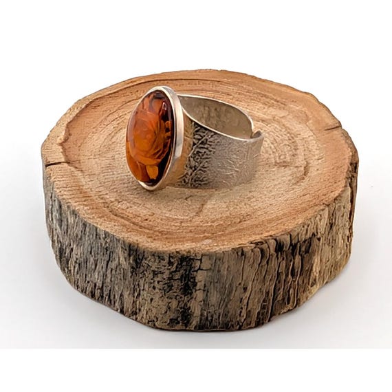 Handcrafted Cherry Amber Ring Reverse Intaglio Fl… - image 4