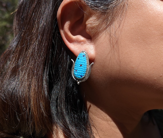 Native American The Most Intricately Hand Carved Turquoise Maiden Sterling Silver Zuni Ring Native American The Most Intricately Hand Carved Turquoise Maiden Sterling Silver Zuni Ring