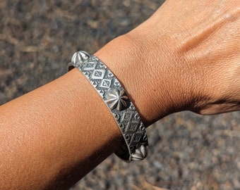 Navajo Sterling Silver Cuff Bracelet, Handmade 'Pop Out' Design, Signed Bo Reeves