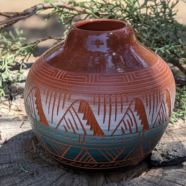 Navajo Vase, Hand Etched Painted Pottery, Traditional Tribal Colors and Design, Signed by Native American Artist Tony Yazzie