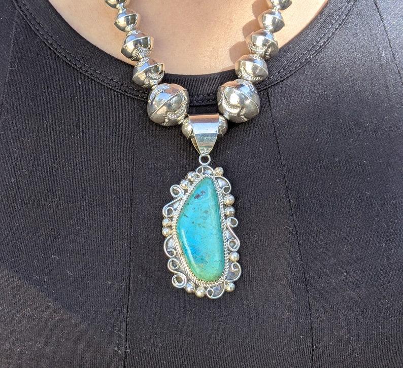Navajo Necklace and Earrings Set, Hand Made Native American Indi Navajo Necklace and Earrings Set, Hand Made Native American Indi