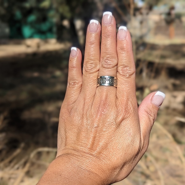 Navajo Storyteller Band Rings, Sterling Silver, Unisex, Signed Native American Hand Made Jewelry SouthWest Artisans