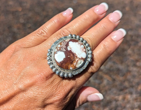 Magnificent Native American Navajo Turquoise Inlay Wildhorse Sterling Silver Native Ring Magnificent Native American Navajo Turquoise Inlay Wildhorse Sterling Silver Native Ring