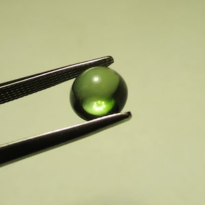 MAINE GREEN TOURMALINE - Mount Mica Maine – 7.2 x 7 mm Roval Cabochon – Natural & Untreated - Vintage Material - Made in Maine