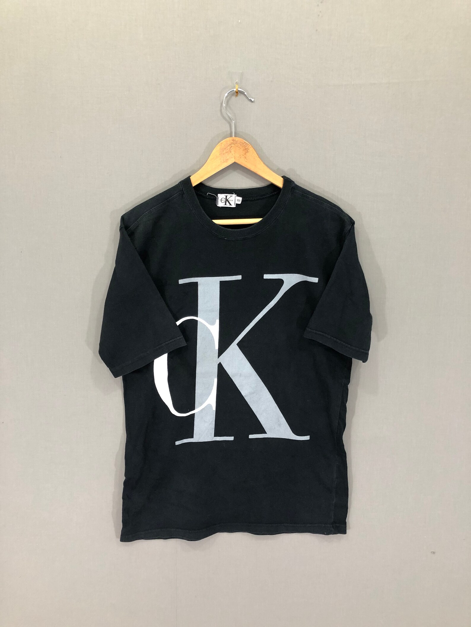 calvin klein t shirts flipkart