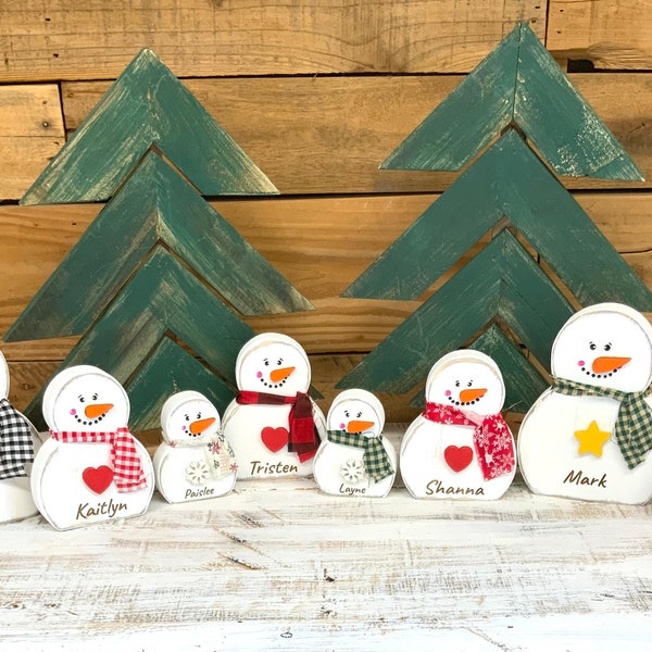 Snowman Family,Wooden Snowman Family, Personalized Snowman Family, Snowman Decor, Custom Christmas Gift, Christmas Decor